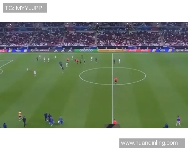 西甲激战巴黎圣日耳曼与利物浦战成平局神扑瞬间引发转会热议