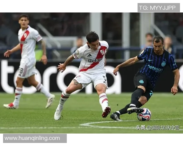 国米狂胜曼联五球横扫足总杯全场沸腾精彩集锦回顾