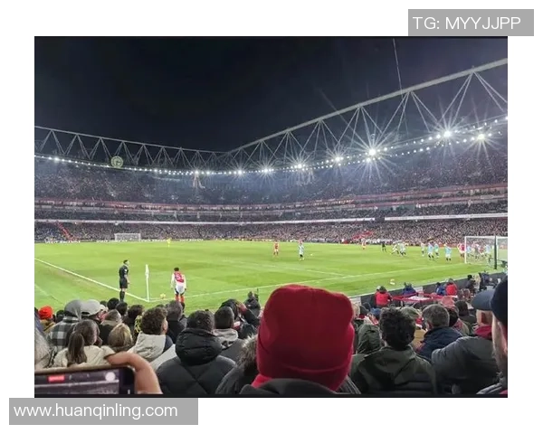 德甲精彩对决阿森纳逆转巴黎圣日耳曼上演帽子戏法全场沸腾