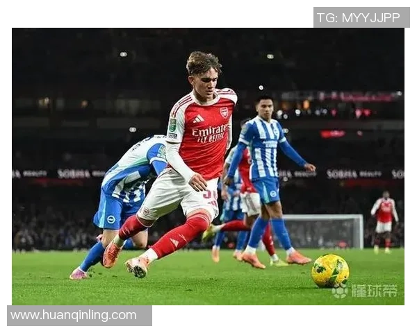 中超激战巴黎圣日耳曼狂胜莱比锡五球引发全场轰动