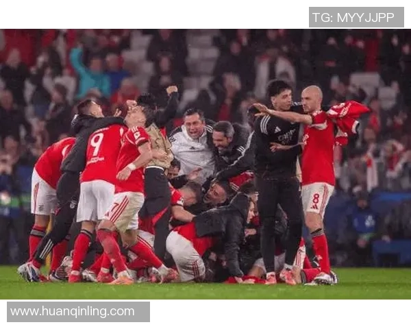 国米与本菲卡友谊赛战平补时进球点燃全场激情