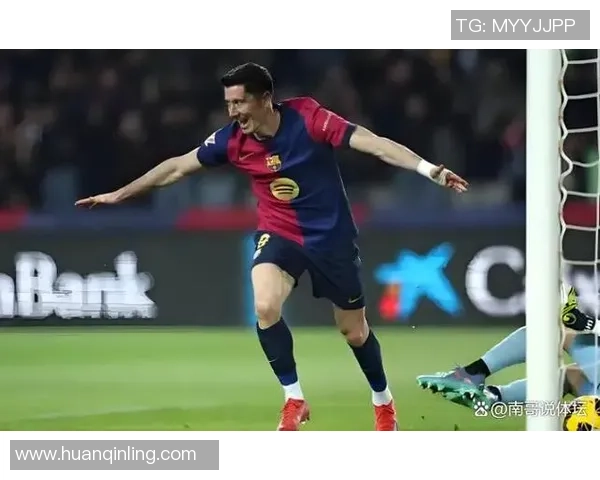 那不勒斯逆转巴萨3-2震惊西甲赛场历史冷门引发全场狂欢